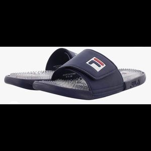 Fila Men's Massagio-M - Color: Navy Blue
Size: 13